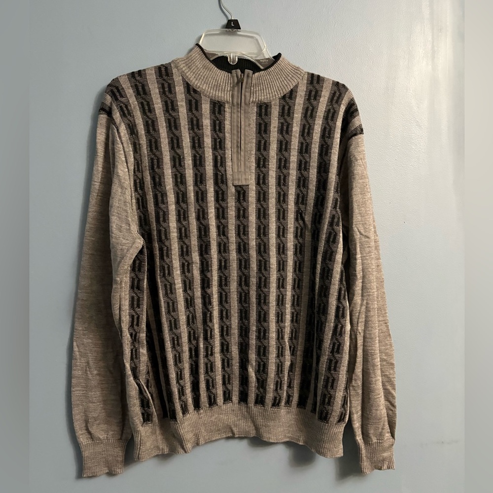 Men's Beige and Black Zip-Up Sweater